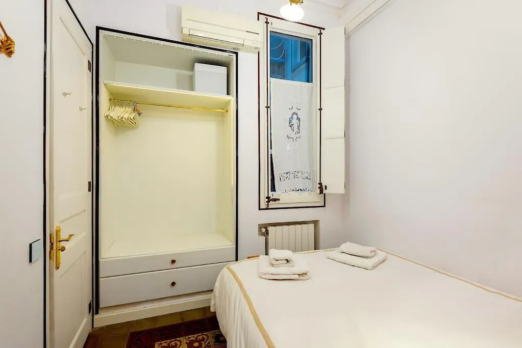 Appartamento Large Patio 4 Bedrooms 4 Bathrooms Of Which 3 En-Suite Barcellona