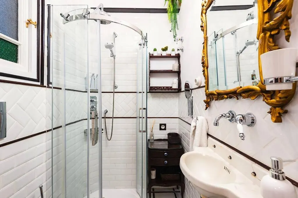 Appartamento Large Patio 4 Bedrooms 4 Bathrooms Of Which 3 En-Suite Barcellona