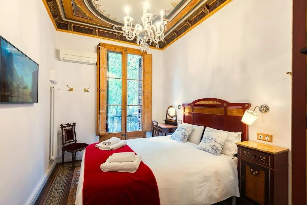 Large Patio 4 Bedrooms 4 Bathrooms Of Which 3 En-Suite Barcelona Apartment